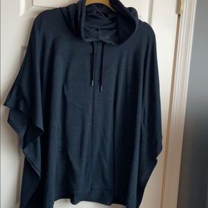 🔶FINAL SALE!!🔶Gap fit navy poncho